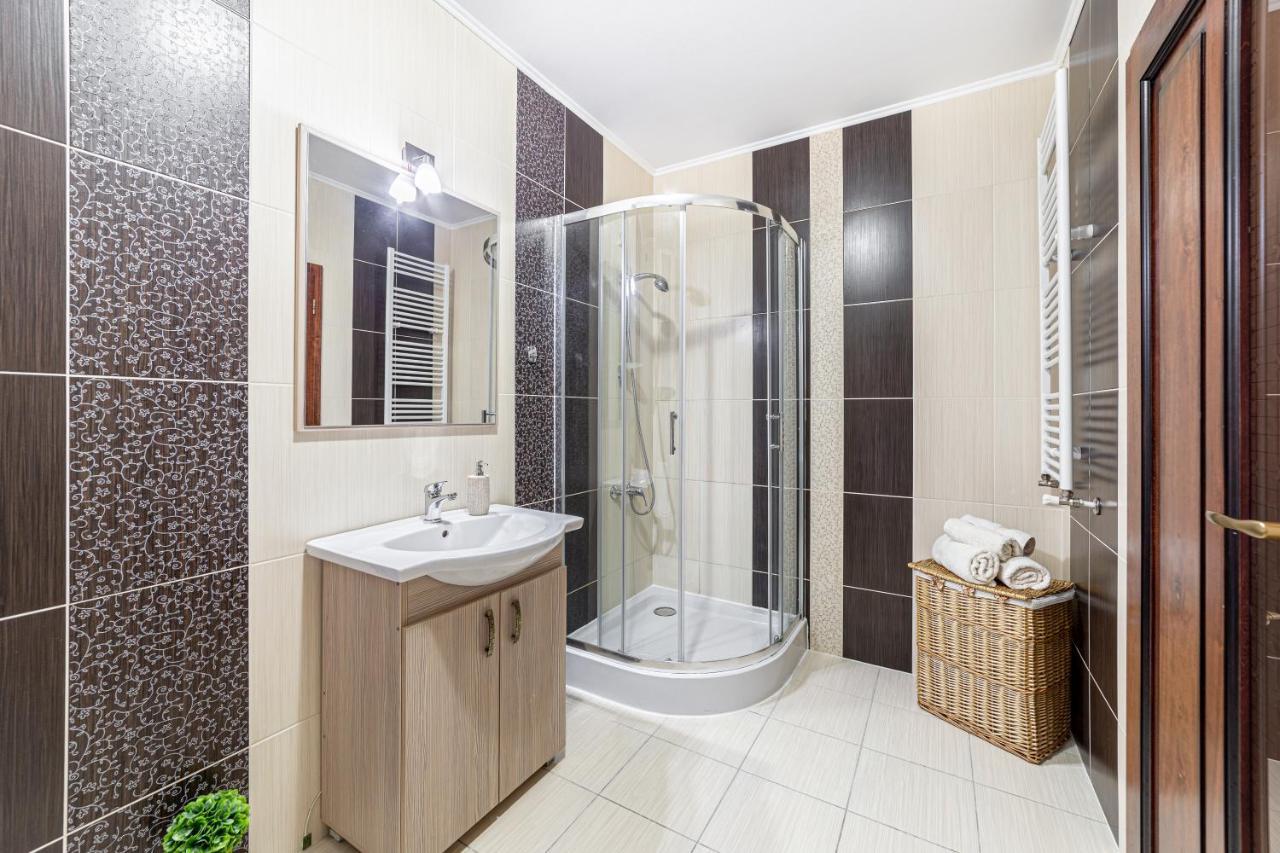 Ari Blue Apartment Ared In Kaufland Complex أراد المظهر الخارجي الصورة